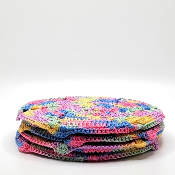 Coasters Knitted Homemade Pot Holders / Coasters Various Colors - Picture 4 of 13